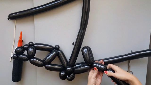 Летучая мышь из шаров. Мастер класс. Как сделать.Balloon bat. Balloons. DIY. Hand made. How make