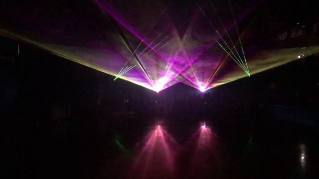 Лучевое Лазерное Шоу - Royal Ball 2021 1 день (5 лазерных проекторов)