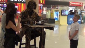 Живая скульптура статуя Таиланд 2013