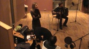 На железный засов