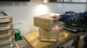 28. Сделал улей для кочёвки из дерева.  Облегченный вариант.mp4