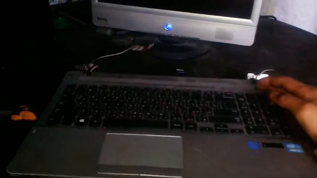 Что делать если сломался экран ноудбука смотреть онлайн