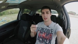 Peugeot 207 - How to play Music via Aux!