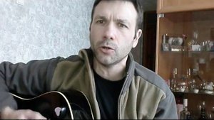 Не проси ты меня, я не могу о нас забыть...