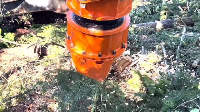 НОВИНКА! Измельчитель пней UM-Forest S-600
