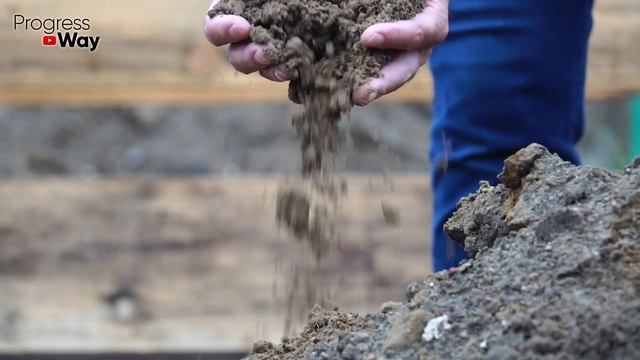 Моя Бабушка Каждую Осень Поливала Этим Почву! Так же делаю и я! Увеличивает плодородие земли! смотреть онлайн