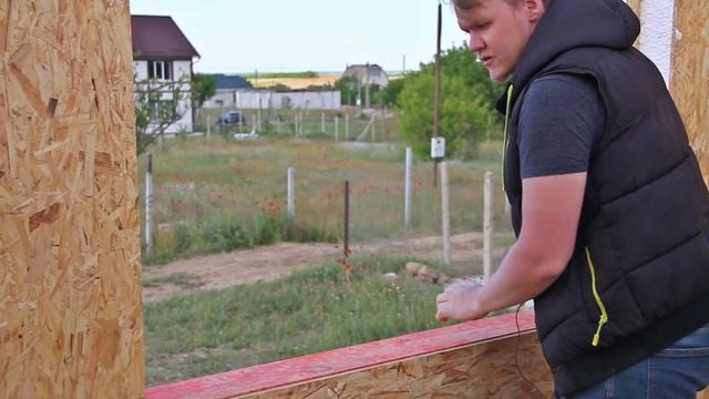 Сборка стен в доме из СИП панелей в Крыму | Серия 3