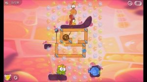 Cut the Rope 2 - Level 142 (3 stars, 29 fruits, don't use Roto's help)