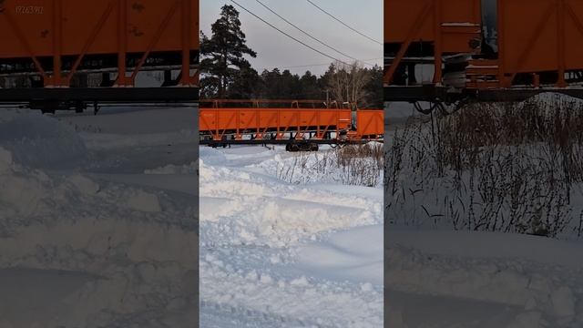 Древний снегочист или? Железная дорога. #природа#зима #ржд смотреть онлайн