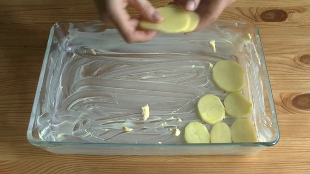 Готовим Классический Гратен из Картофеля в Сливках под Сырной Корочкой/Готовить Очень Просто смотреть онлайн