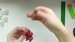 Красивый цветок канзаши. Атласная лента 2,5 см. Для новичков и начинающих