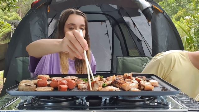 Outdoor Mukbang In The Bush | Korean BBQ While Camping | Crispy Pork Belly Wrap Recipe! | AMWF смотреть онлайн