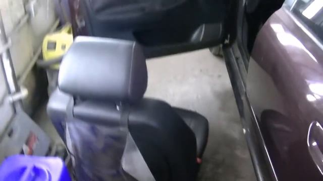 Ремонт порванного сидения смотреть онлайн