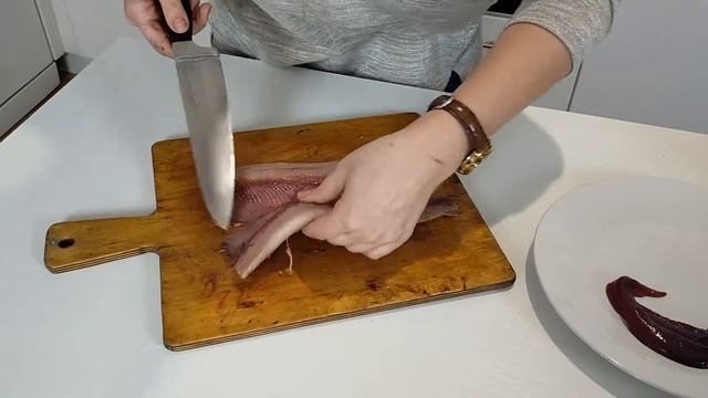КРУТЫЕ БРУСКЕТЫ ИЗ ОБЫЧНОЙ СЕЛЕДКИ /как чистить селедку /