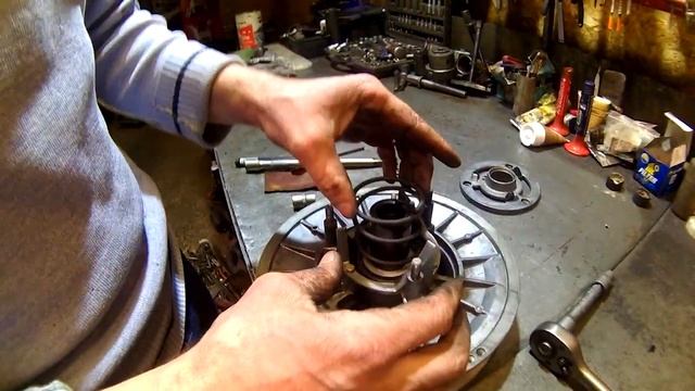 Переборка вариатора на снегоходе Рысь 440 смотреть онлайн
