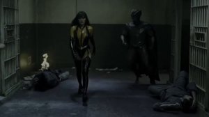 Хранители (2009) : 2-0 твой ход!