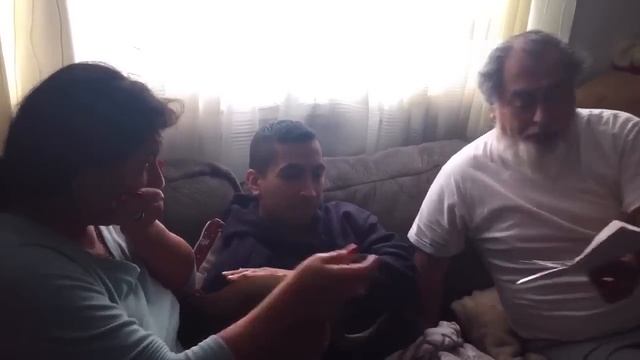 Сын сделал подарок на Новый год, выплатил все кредиты, и ипотеку родителей!!! смотреть онлайн