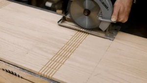 Как практично согнуть фанерку . Красивый декоративный сгиб фанеры . #shorts