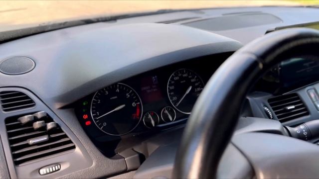 В продаже Самсунг SM5 ( он же Рено ) 2012 года смотреть онлайн