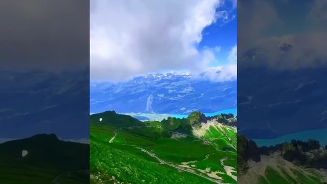 Озеро Бриенц. Швейцария.