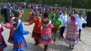 Mарийский танец. Конкурс МАРИЙСКОГО ТАНЦА,. Видео Хайбуллина Василия.