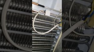 Неправильная установка испарителя холодильник ноу фрост
