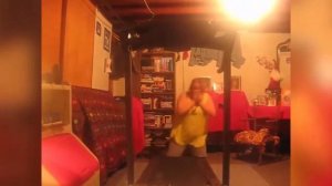 ТОП самых глупых и неудачных трюков. Странные поступки людей. Смешное видео.