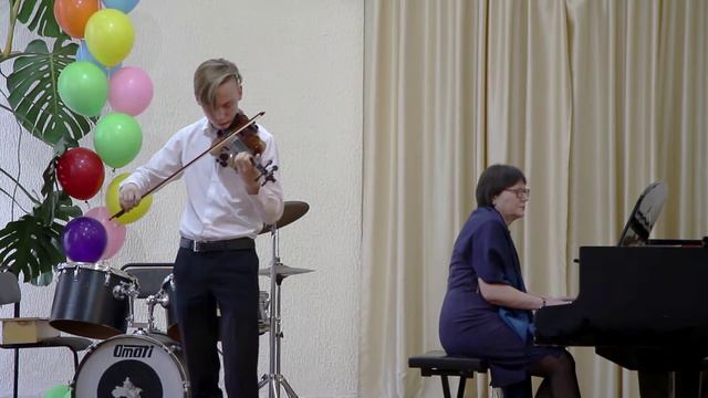 05-Мне декабрь кажется маем