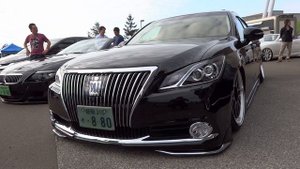 Toyota Crown Majesta 2016