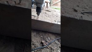 Как вытащить гвоздь без шляпки