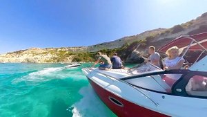 Прогулка на катере из Балаклавы к пляжу Баунти