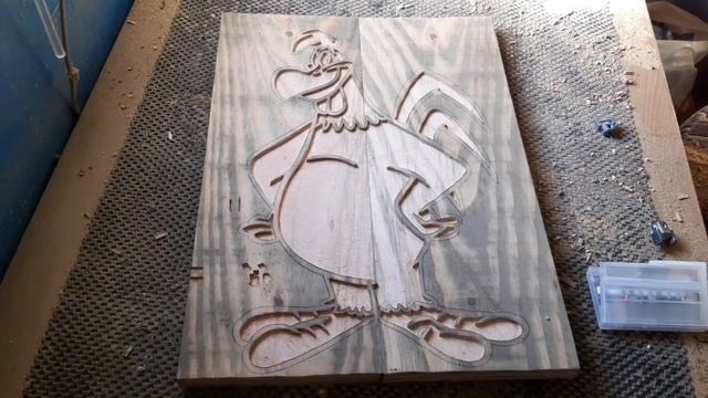 Foghorn Leghorn routed out on fencing wood..router/scroll saw project.. смотреть онлайн