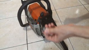 Stihl MS 280 motorka kako skinuti i zameniti svecicu na motornoj testeri Stihl