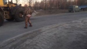 Перевозка бани целиком. Перевозка домов по-фински. Амкадор 332c4 в деле