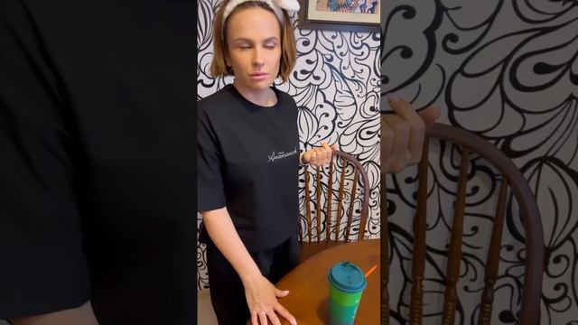 Смешные видео I Младшая офигела! Как с мамой разговаривает!