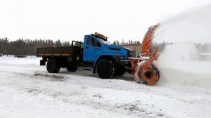 Погрузка и вывоз снега - Снегоочиститель Урал