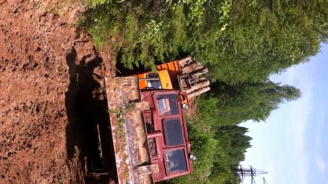 Мы потратили 6 часов, чтобы доставить пиловочник (кругляк) на базу смотреть онлайн