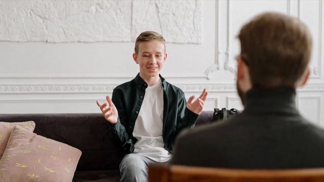 ПЕРВЫЙ РАЗ С...  ПСИХОЛОГОМ!