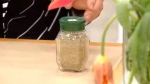 Как лечить седалищный нерв. Смесь горчицы, меда и масла.