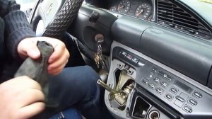 Пежо 806 Ручка кулисы КПП