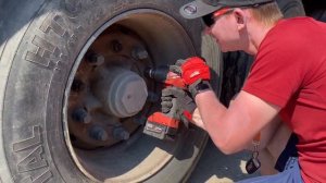 Milwaukee уже не лидер! Новый самый мощный гайковерт от AEG. AEG BSS18HTF12B6-0