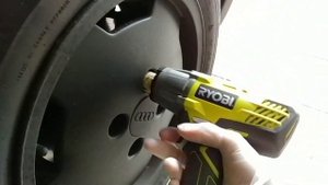 Ryobi one+ Akku-Schlagschrauber r18iw3-0