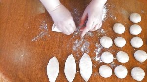 Пирожки жареные  с картошкой и грибами постные.