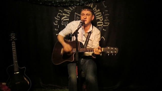 Дмитрий "Демон" Рыжов -- Огарочек свечи . Квартирник в Выборге. 24.12.16 смотреть онлайн