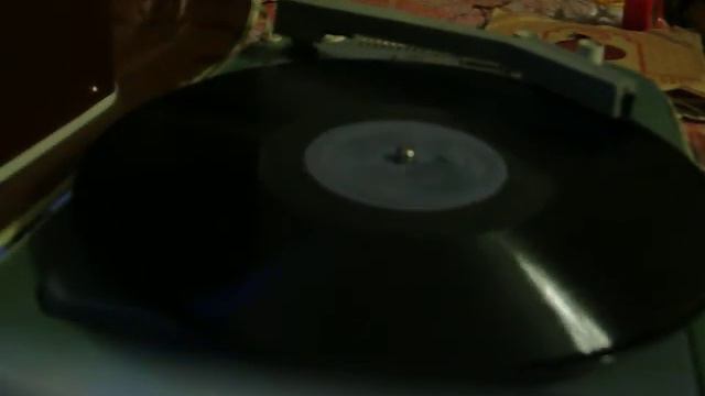 Молодёжный.MOV смотреть онлайн