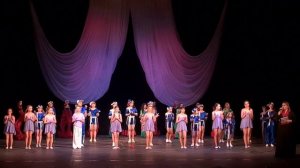 Финальный выход всех участников / Final appearance of all participants