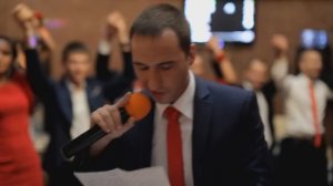 Круто зачитал реп на свадьбе!