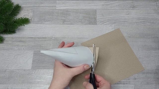 ИДЕЯ ПОДЕЛКИ из ФОЛЬГИ и НИТОК. ПОДЕЛКИ к НОВОМУ ГОДУ своими руками. DIY Christmas crafts смотреть онлайн