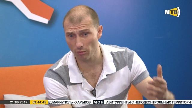 Виктор Овчаренко, Илья и Максим (рукопашный бой в Мариуполе)