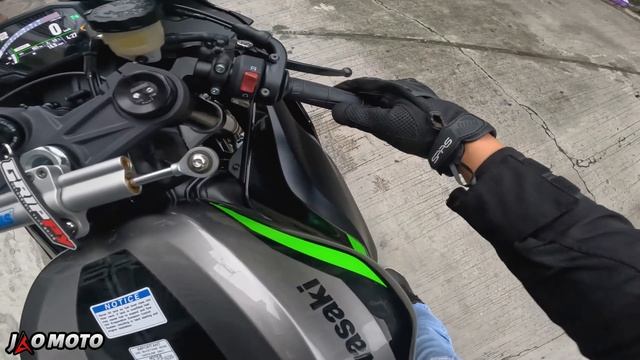2024 Kawasaki Ninja ZX6R | Full Review, Sound Check & First Ride